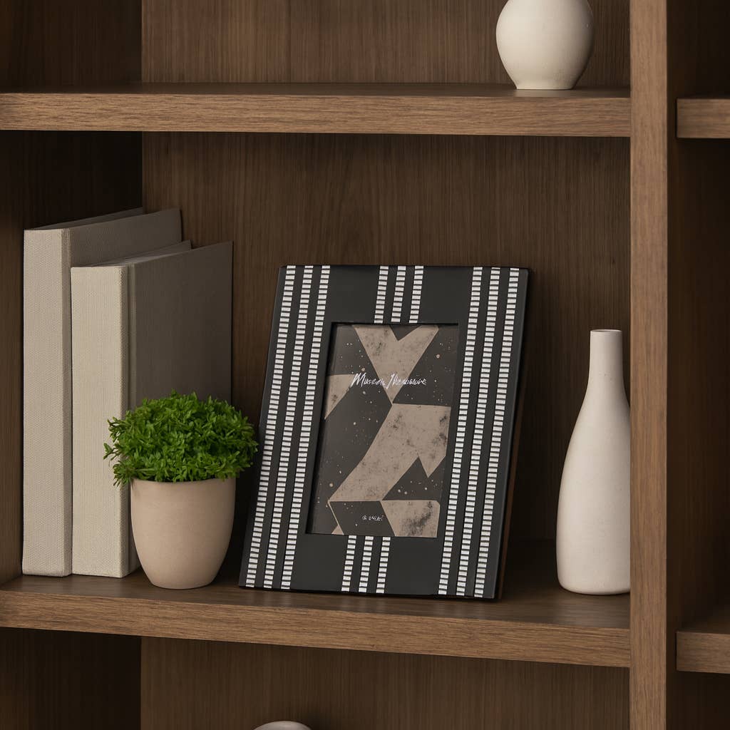 Ridged Stripes Picture Frame, 4x6 in.